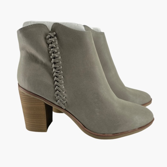 MIA Dusty Grey‎ Bootie Ankle Boot - Picture 1 of 7